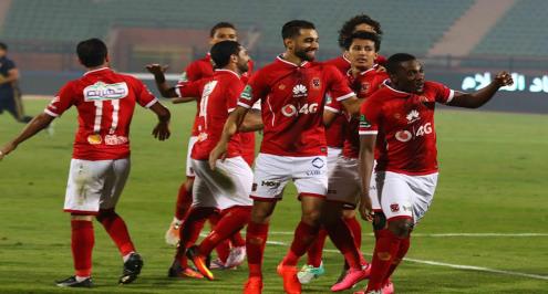 تشكيل الأهلي المتوقع.. عودة معلول.. وصالح قد يبدأ أمام الإسماعيلي 